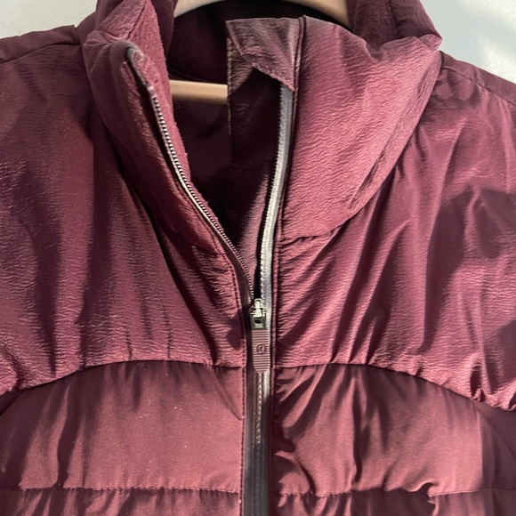 Lululemon Women's Down for It All Vest, size 6, preloved - Picture 3 of 8